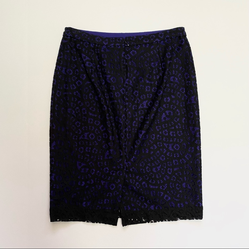 Banana Republic Factory Black Lace Pencil Skirt: size 2 - Picture 2 of 6